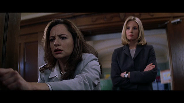 蛛丝马迹-BD1080P-MP4-中文字幕