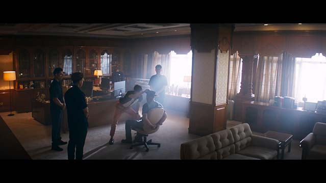 惊爆魔盗团-HD1080P-MP4-中文字幕