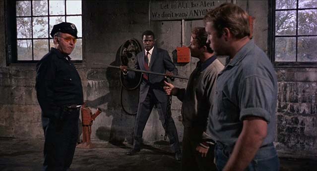 炎热的夜晚-BD1080P-MP4-中文字幕